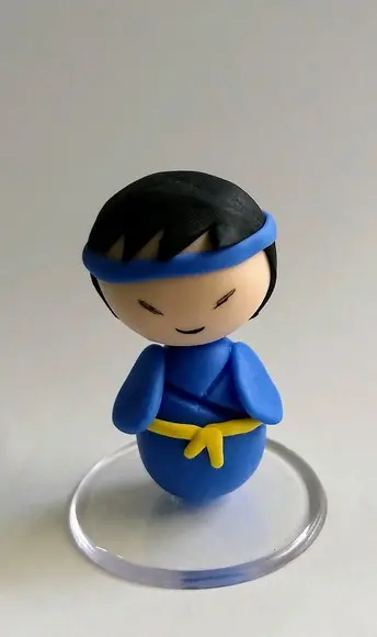 60 Kokeshi Menino