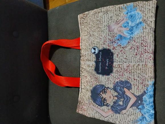 Bolsa Ecobag Wandinha
