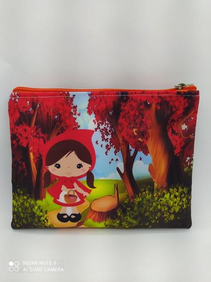 Necessaire Chapeuzinho Vermelho