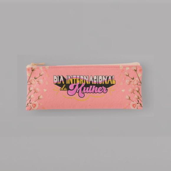 Nécessaire Dia Internacional da Mulher !