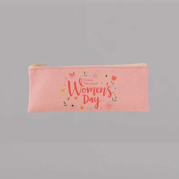Nécessaire Dia Internacional da Mulher !