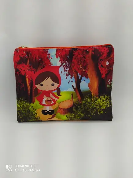 Necessaire Chapeuzinho Vermelho