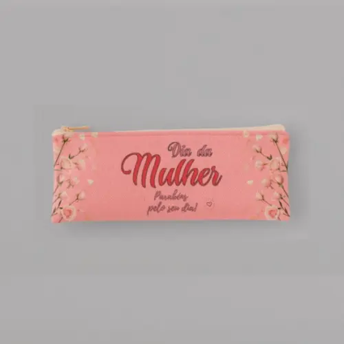 Nécessaire Dia Internacional da Mulher !