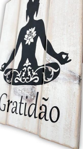 Placa Decorativa Rústica Ripas Madeira Gratidão Buda Zen