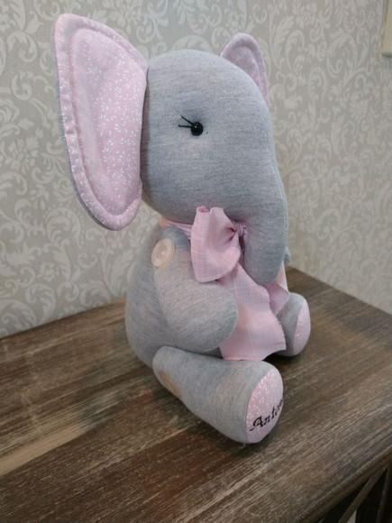 Elefante cinza articulado