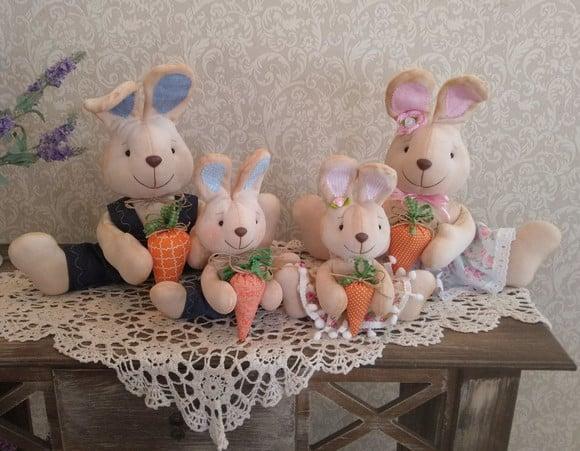 Família de Coelhos 5 Peças Decoração de Páscoa