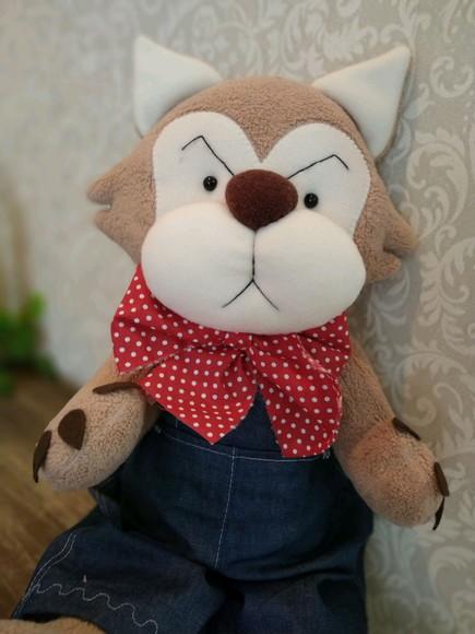 Lobo Mau de Pelúcia para Brincar Dia das Criancas