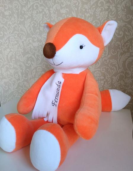 Raposa de pelucia com Nome Bordado