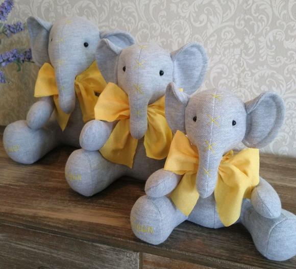 Trio de Elefantes para Nicho Nome Bordado