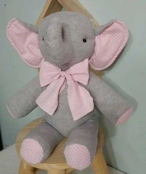 Elefante Cinza e Rosa