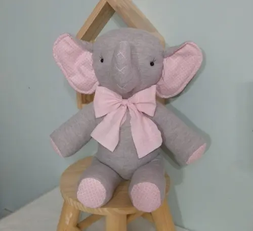 Elefante Cinza e Rosa
