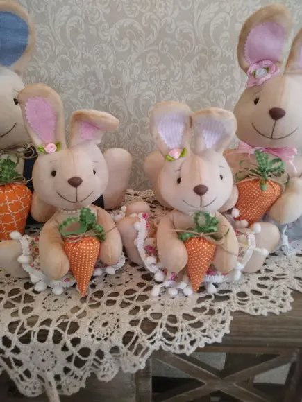 Família de Coelhos de Páscoa Decoração 4 Peças