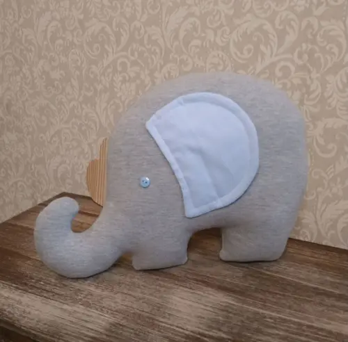 Kit de Elefantinhos com Nome Bordado