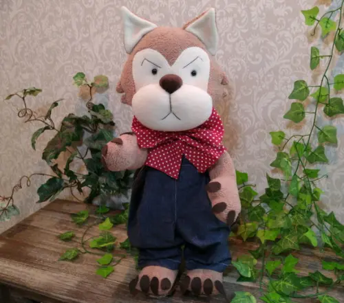 Lobo Mau de Pelúcia Para Decoração de Festas