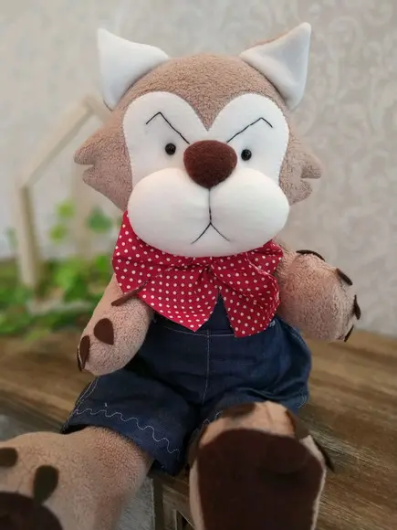 Lobo Mau de Pelúcia para Brincar Dia das Criancas