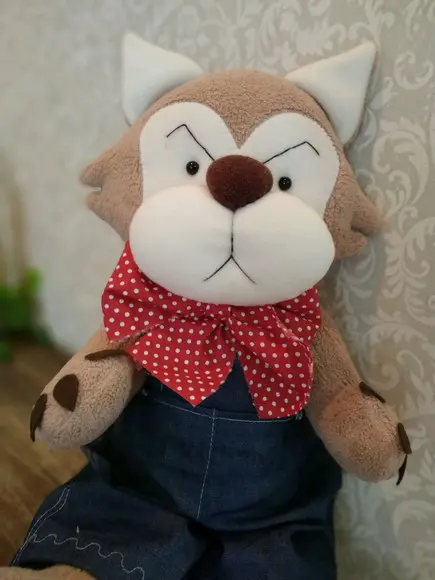 Lobo Mau de Pelúcia para Brincar Dia das Criancas