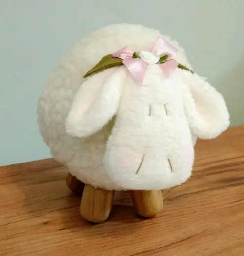 Ovelha de Pelúcia Bolinha
