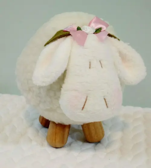 Ovelha de Pelúcia Bolinha