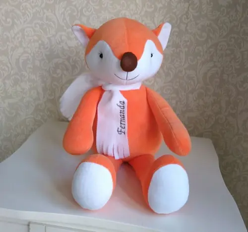 Raposa de pelucia com Nome Bordado