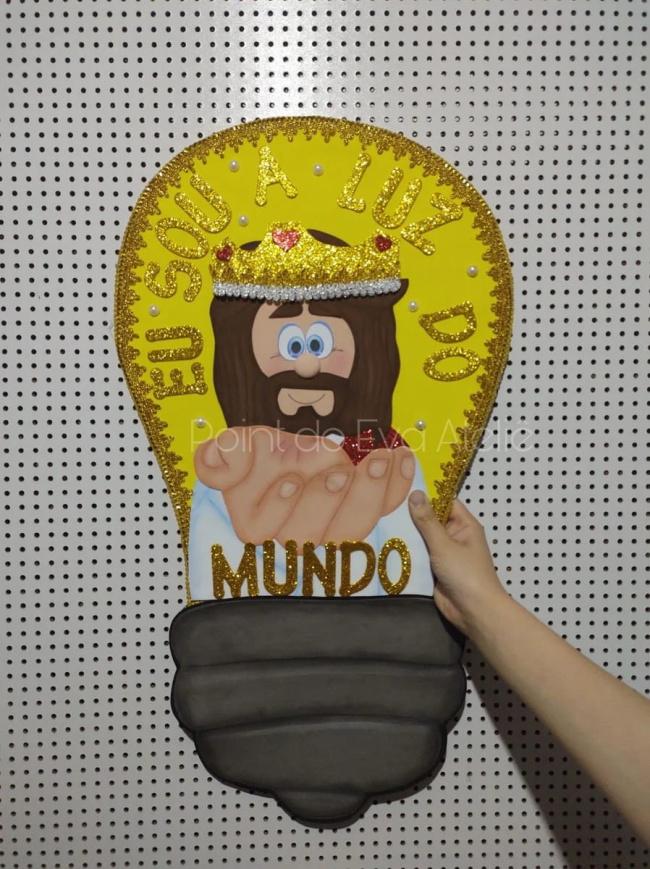 Lâmpada com Led Jesus a Luz do Mundo - Point do E.v.a Atelie
