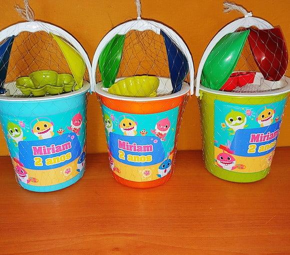 Kit Balde de Praia Baby Shark