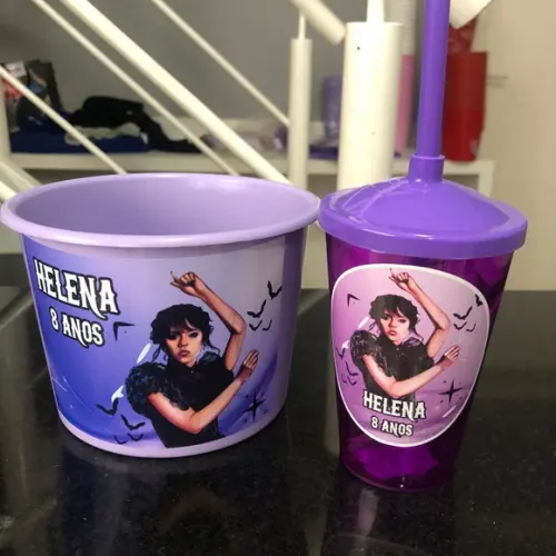 Balde de Pipoca com Copo Wandinha