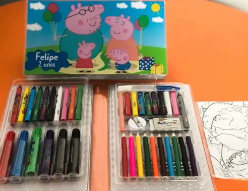 Estojo de pintura Família Pig