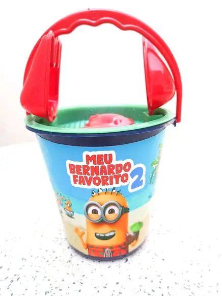 Balde de praia Minions