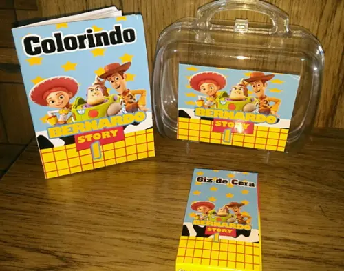Kit colorir na maletinha