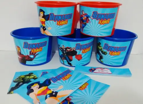 Kit cinema Super Heróis