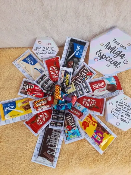 Arquivo de Corte Caixa Explosiva Tripla para Chocolates
