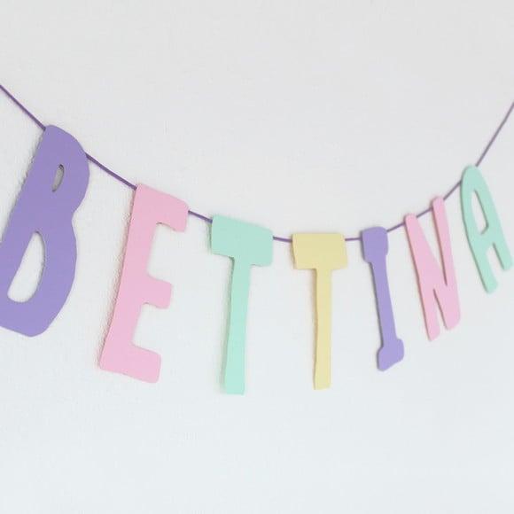 Letreiro Colorido (até 10 Letras)