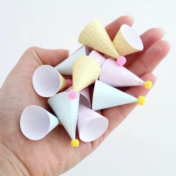 Miniatura Chapeuzinhos (12 Un.) - Candy Colors