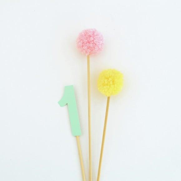 Topo Bolo Pompons + Idade