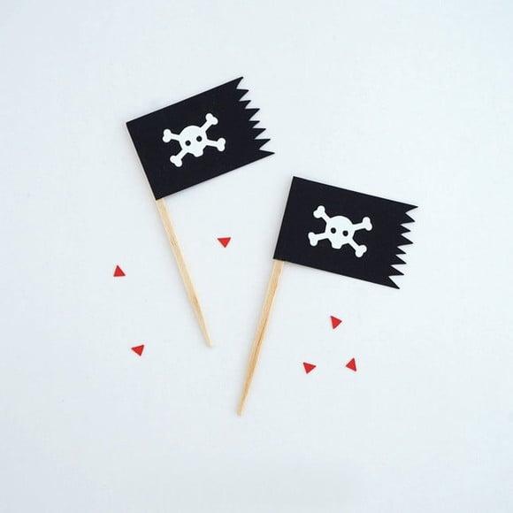 Topper Bandeirinha Caveirinha - Festa Piratas (12 Un)