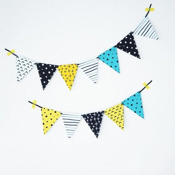 Varal de Bandeirinhas Coloridas de Papel - Decoração Festas