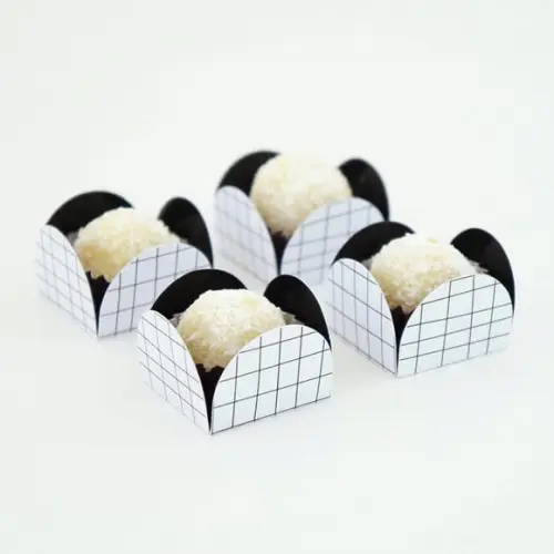 Forminha Grid - Preto e Branco - Festa Minimalista (12 Un.)