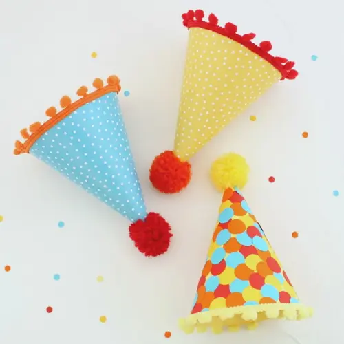Kit 3 Chapeuzinhos Coleção Carnaval Confetes