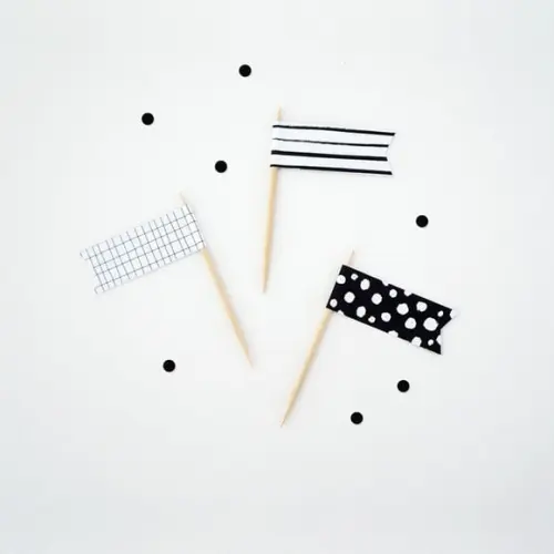 Mini Topper Bandeirinhas - Preto e Branco (24 Un)