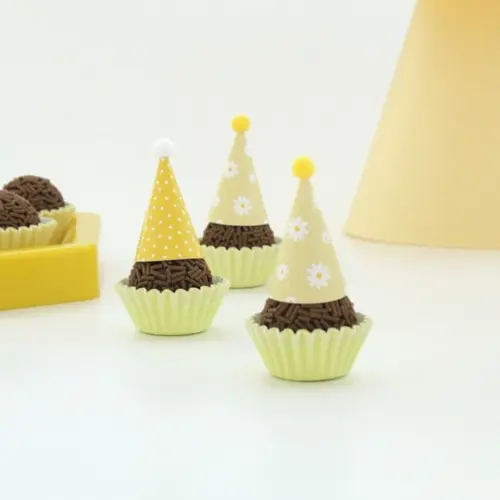Miniatura Chapeuzinhos (12 Un.) - Margaridas