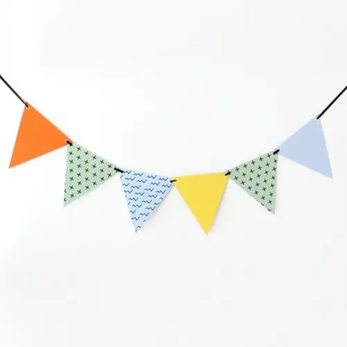 Varal de Bandeirinhas de Papel Coloridas Aniversário Festas