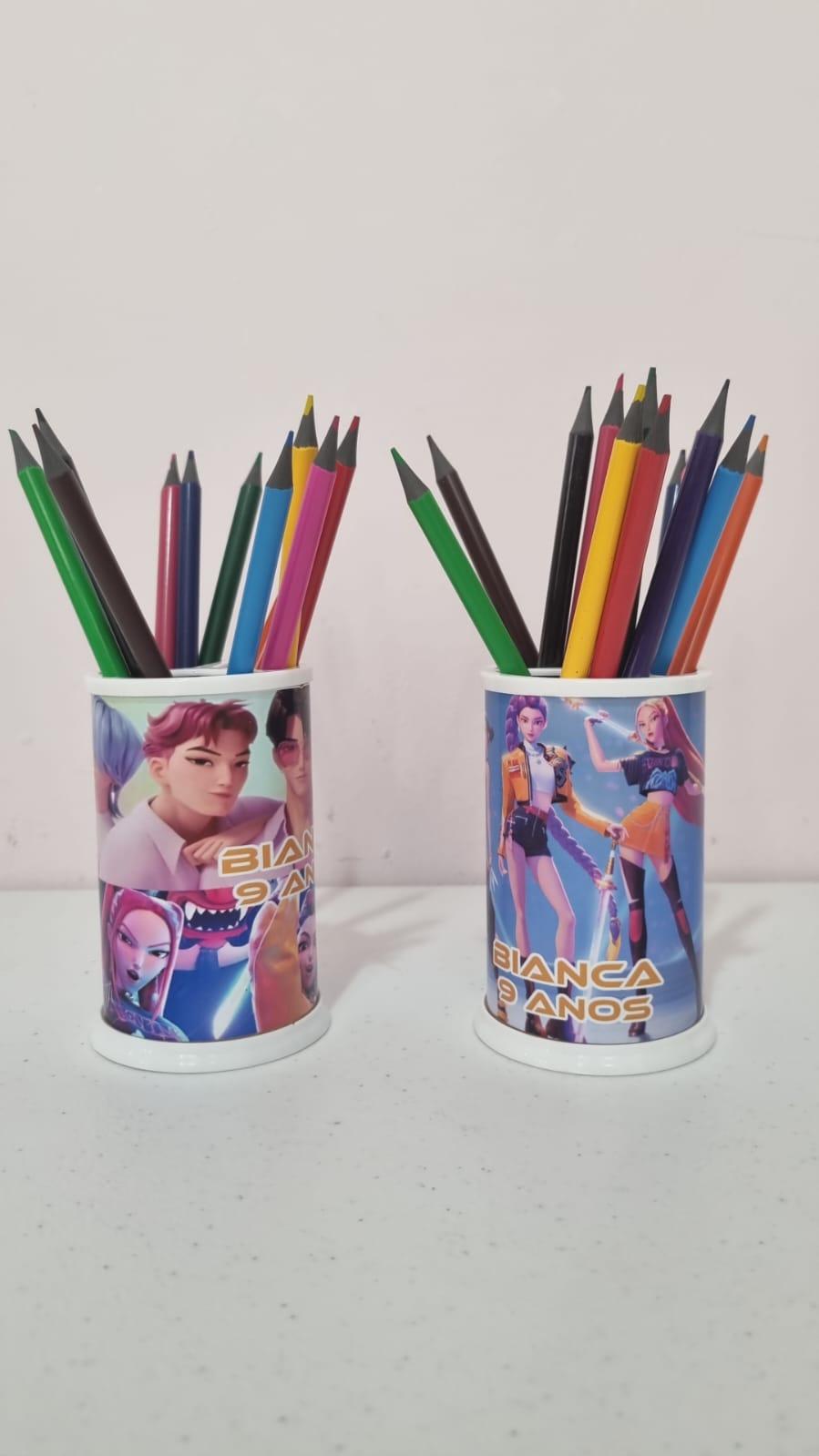 Kit Guerreiras do Kpop - Porta lápis com 12 lápis de cor
