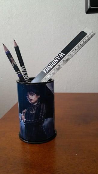 Kit Escolar Wandinha