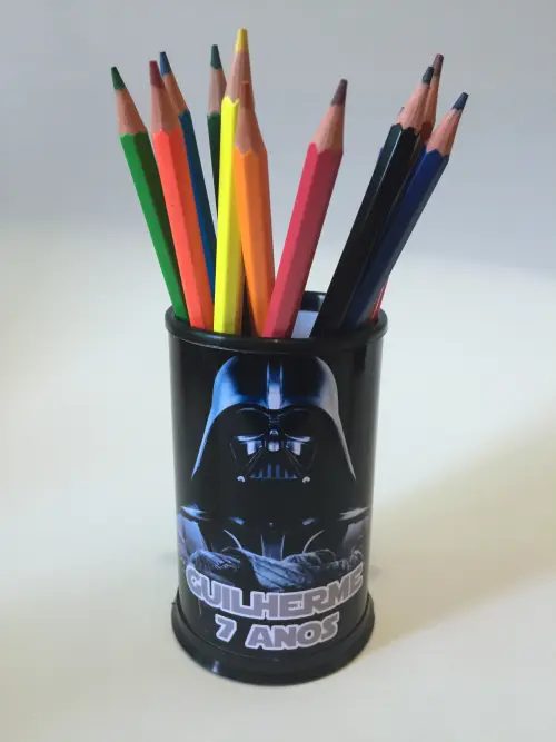 Kit Star Wars Darth Vader - Porta lápis com 12 lápis de cor