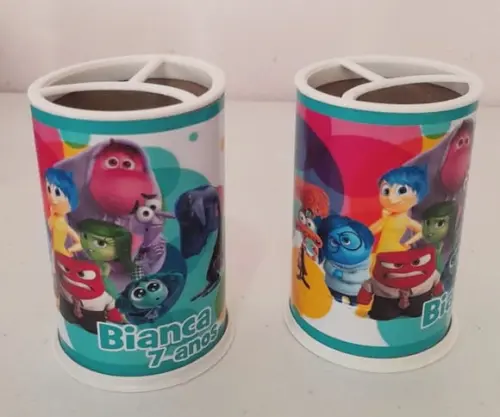 Porta-lápis Divertidamente