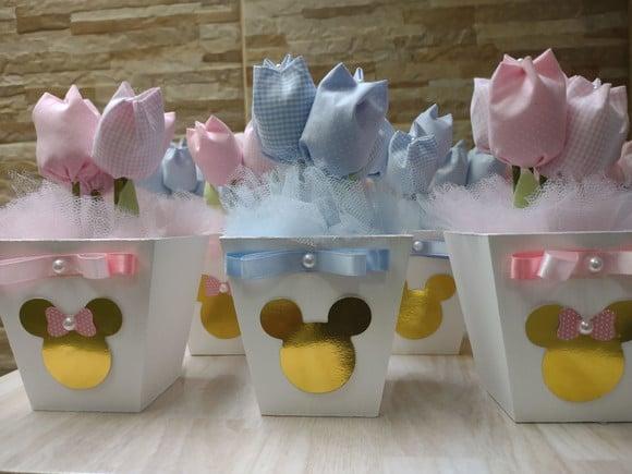 Centro de Mesa Chá Revelação Minnie e Muckeyy