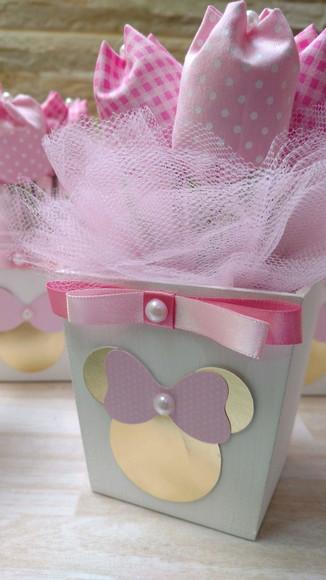 Centro de Mesa Minnie Dourado
