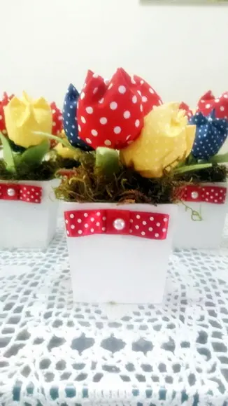 Cachepo Galinha Pintadinha