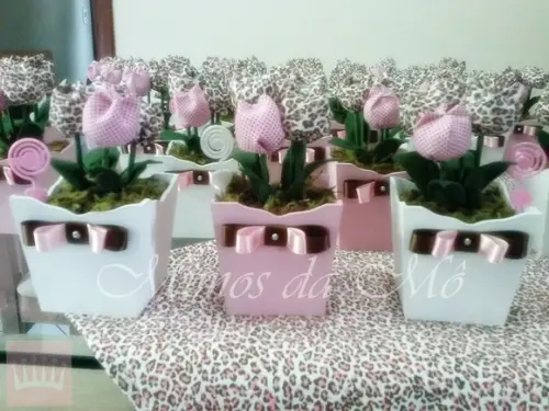 Cachepos de Tulipas Oncinha