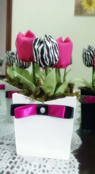 Cachepos de Tulipas Pink e Zebra